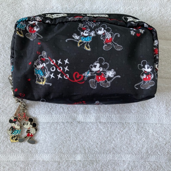 Lesportsac Handbags - Lesportsac Disney Store Mickey Loves Minnie Cosmetic Pouch w Keychain Like NEW